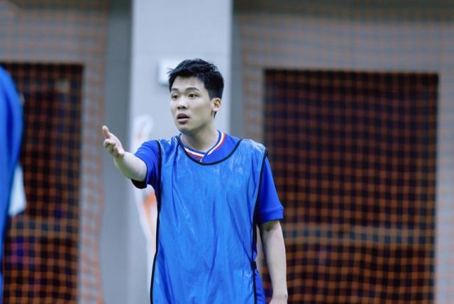 直播观看在线观看-中国足球的未来在哪？从王楚淇的退役故事说起